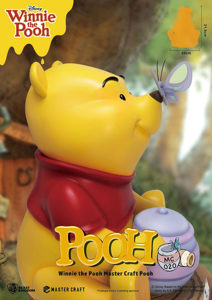 Disney Master Craft Staty Winnie the Pooh 31 cm