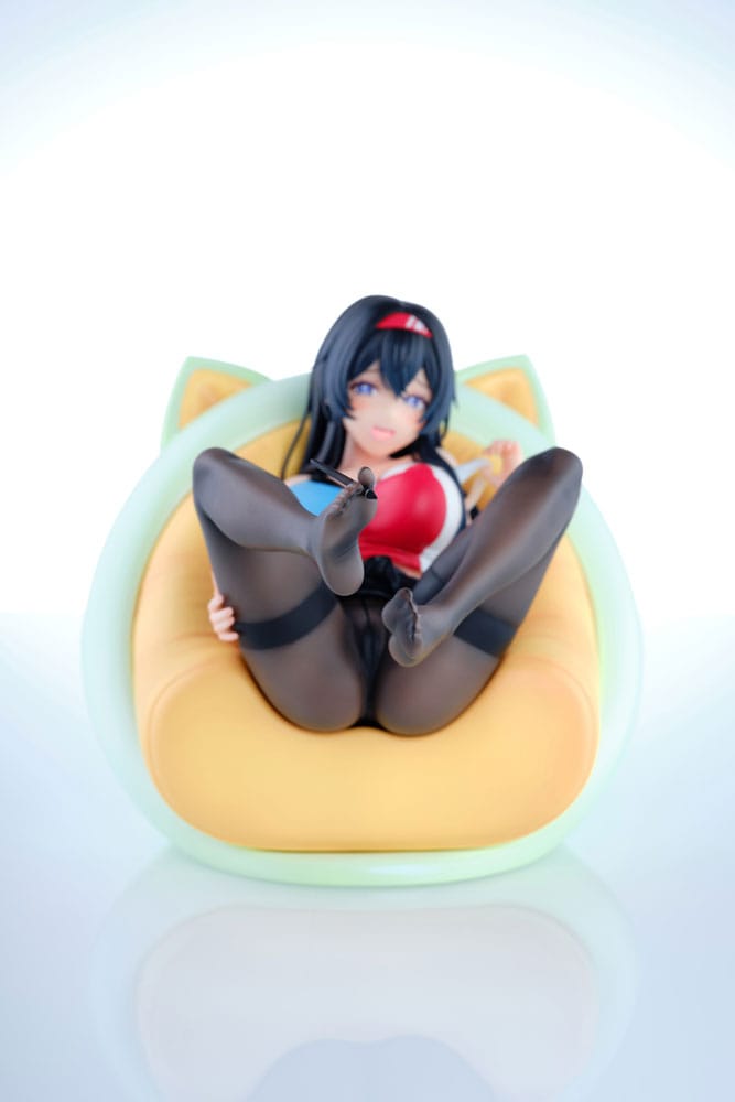 From Daiki Kougyo´s ´Original Character´ comes this beautiful PVC statue. It stands approx. 14 cm tall and comes with base and additional accessories in a window box packaging.