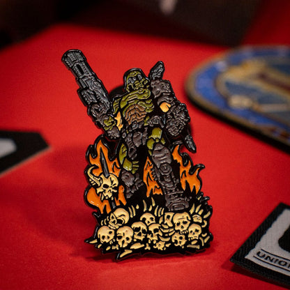 Doom Knappar Pins Badges