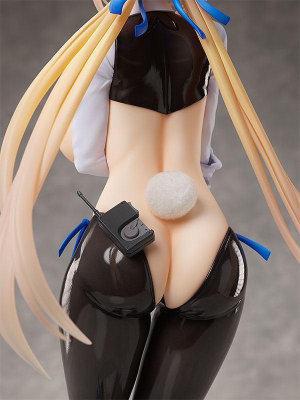 Sophia F. Shirring Reverse Bunny PVC Staty 1/4