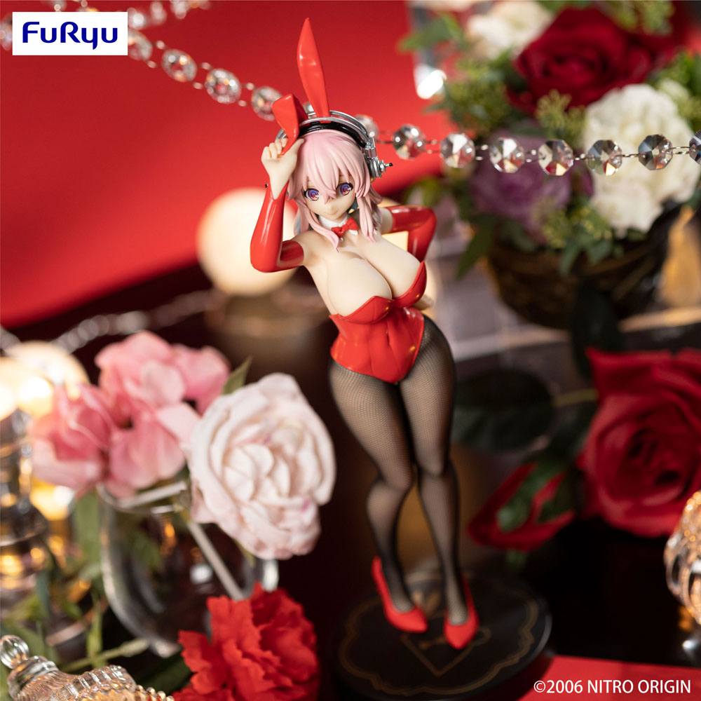 Super Sonico BiCute Bunnies PVC Staty Red Ver. 28 cm