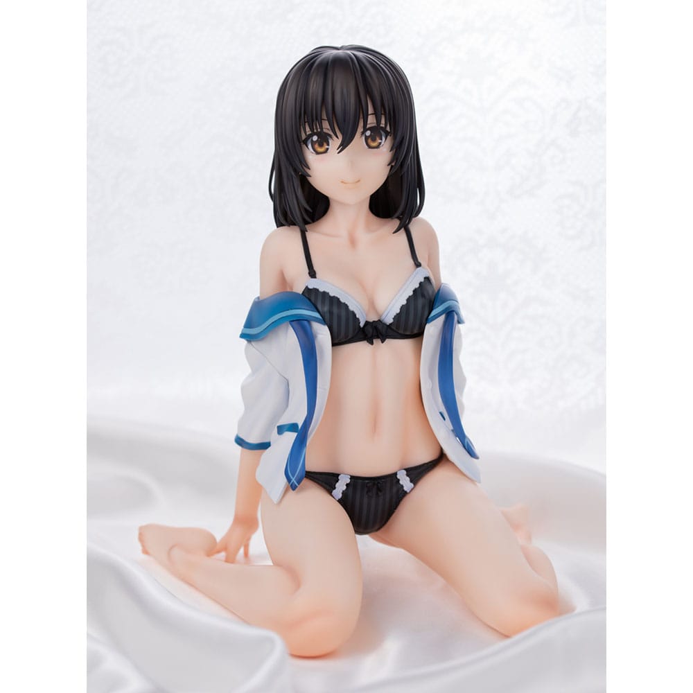 Strike the Blood Final PVC Statue 1/4 Yukina Himeragi Svart Lingeri Ver. 22 cm