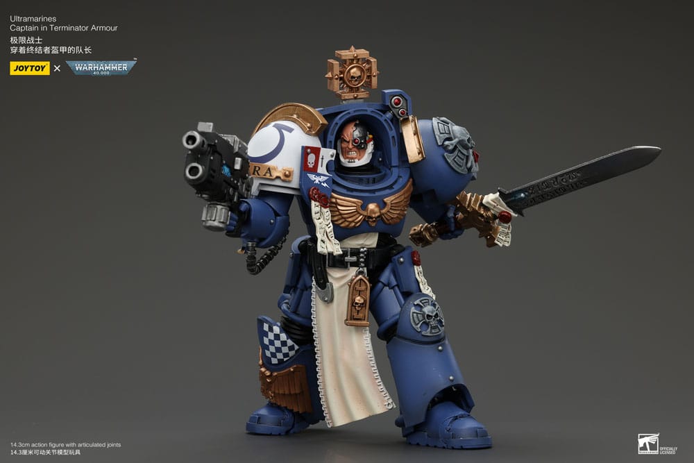 Warhammer 40k Ultramarines Captain Action Figure 14 cm