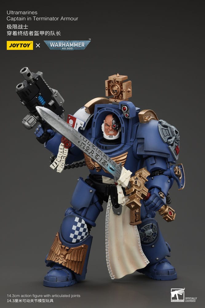 Warhammer 40k Ultramarines Captain Action Figure 14 cm