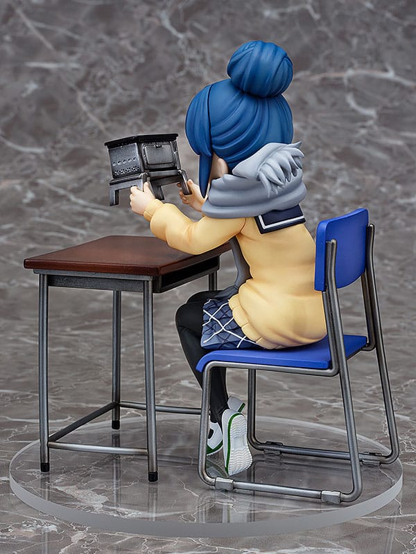 Laid-Back Camp PVC Staty 1/7 Rin Shima: Look What I Bought Ver. 14 cm