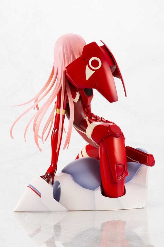 Darling in the Franxx PVC Staty 1/7 Zero Two 17 cm