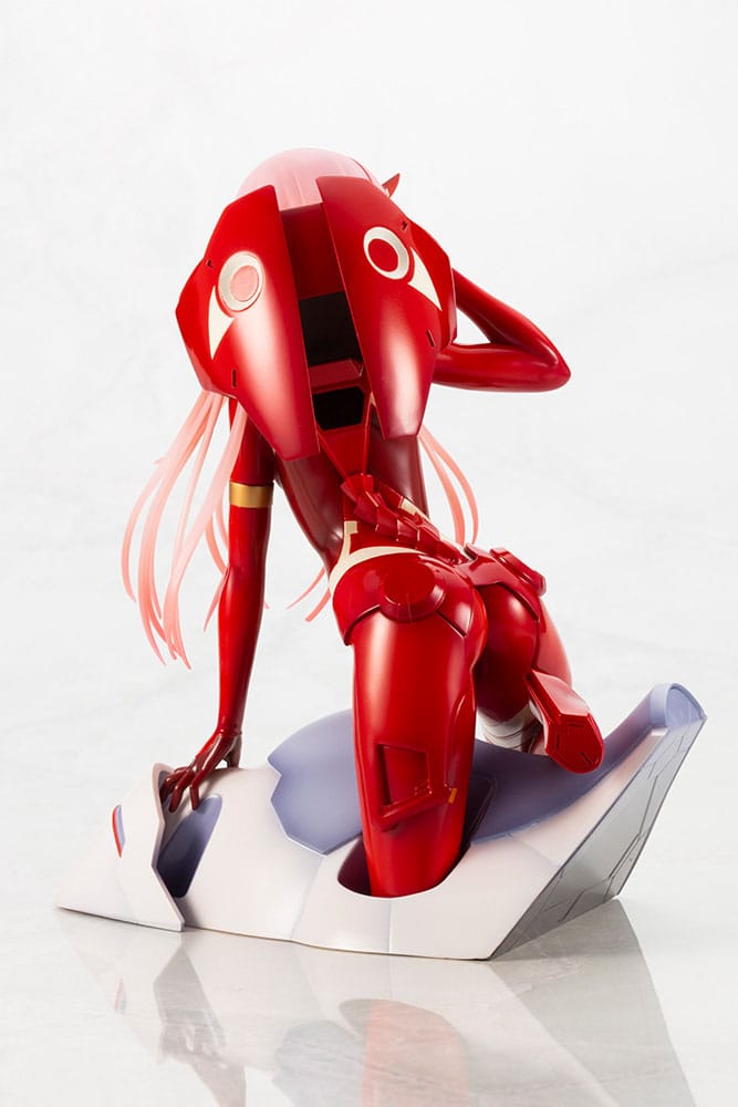 Darling in the Franxx PVC Staty 1/7 Zero Two 17 cm