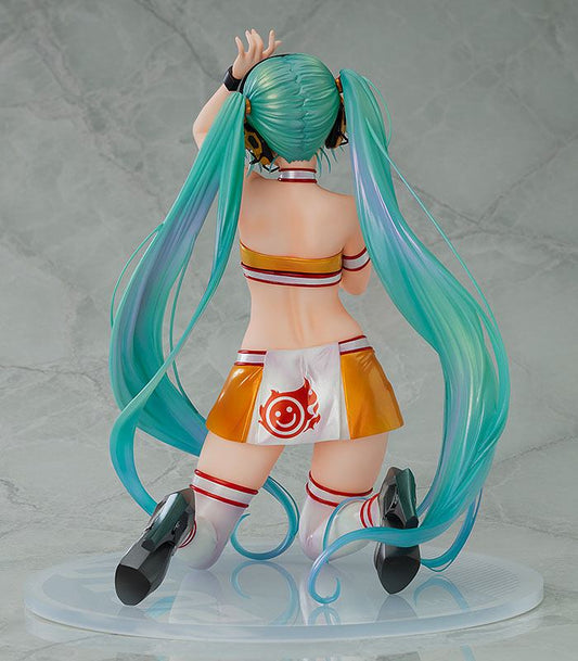 Hatsune Miku GT Project PVC Staty 1/7 Racing Miku 2010 Ver. Art by Kentaro Yabuki 18 cm