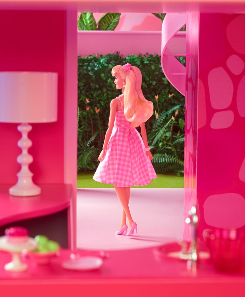 Barbie Film Docka i Rosa Gingham Klänning