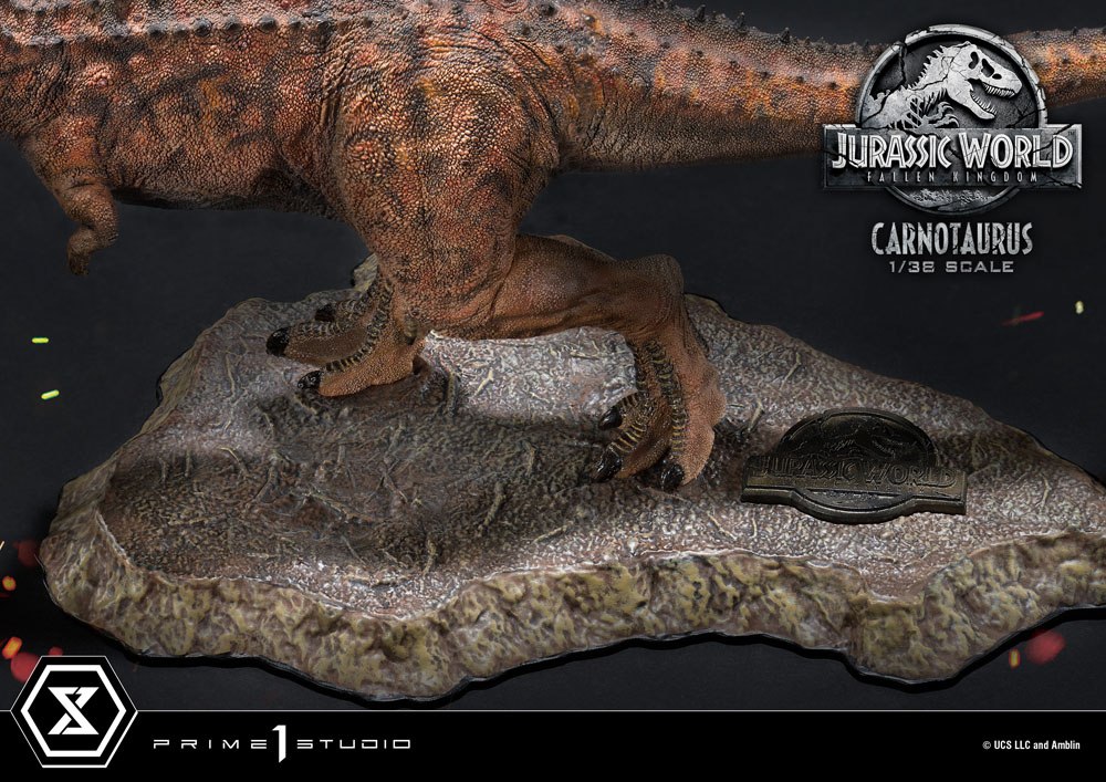 Jurassic World: Fallen Kingdom 1/38 Carnotaurus PVC Staty