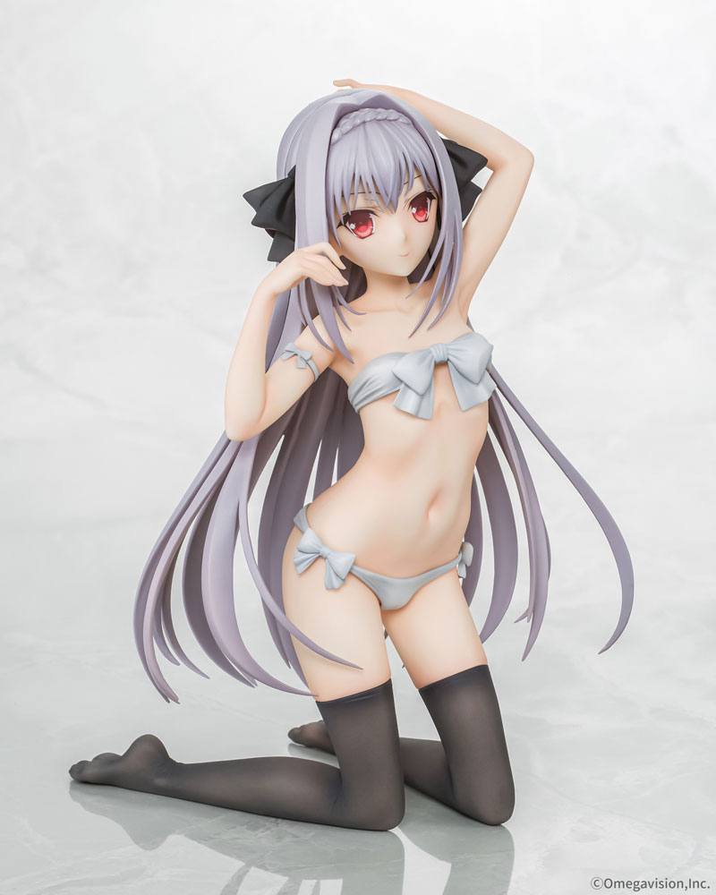 From the popular game "Tsuki ni Yorisou Otome no Sahou" comes this highly detailed statue. The 1/6 scaled PVC statue stands approx. 17 cm tall and comes with interchangeable parts in a colored window box packaging.