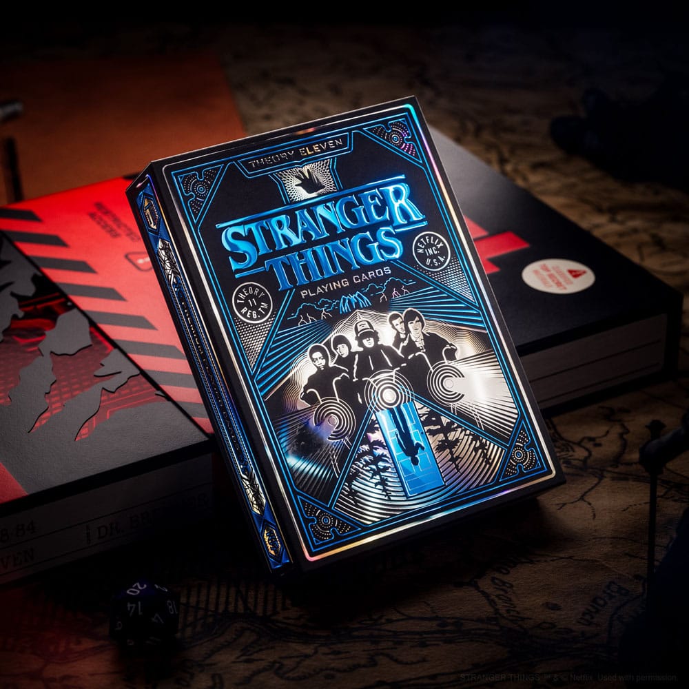 Stranger Things Spelkort Box Set (3 Däck)