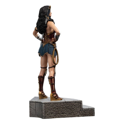 Zack Snyder's Justice League Staty 1/6 Wonder Woman 37 cm