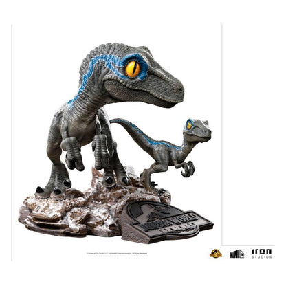 Jurassic World Dominion Mini Co. PVC Figur Blue and Beta 13 cm