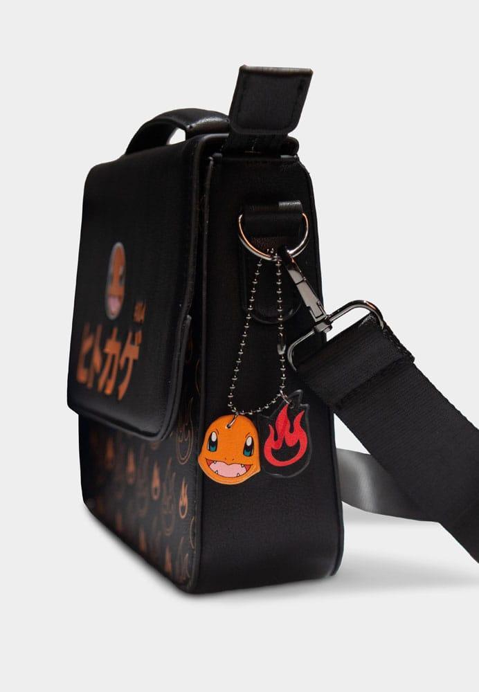 Pokemon PU Leather Axelremsväska Charmander