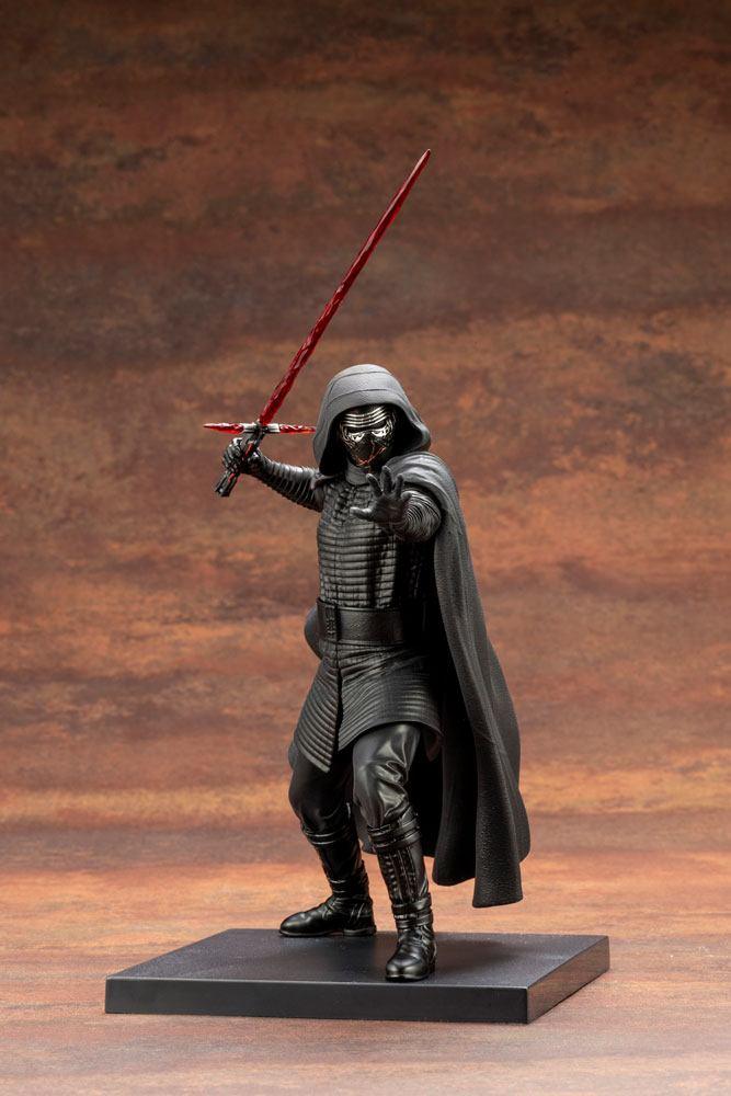 Star Wars Episode IX ARTFX+ PVC Staty 1/10 Kylo Ren 18 cm