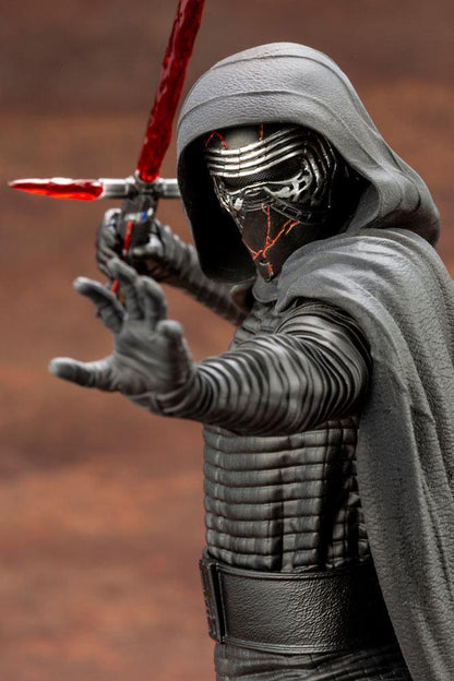 Star Wars Episode IX ARTFX+ PVC Staty 1/10 Kylo Ren 18 cm