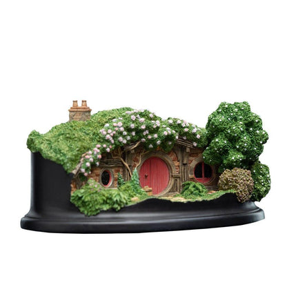 The Hobbit Staty Hobbit Hole 22 Pine Grove